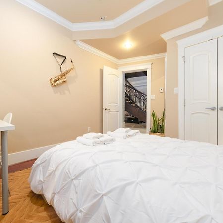 Oakridge Luxury Homestay Vancouver Dış mekan fotoğraf