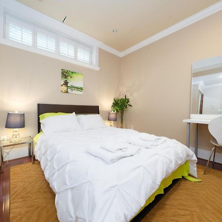 Oakridge Luxury Homestay Vancouver Dış mekan fotoğraf